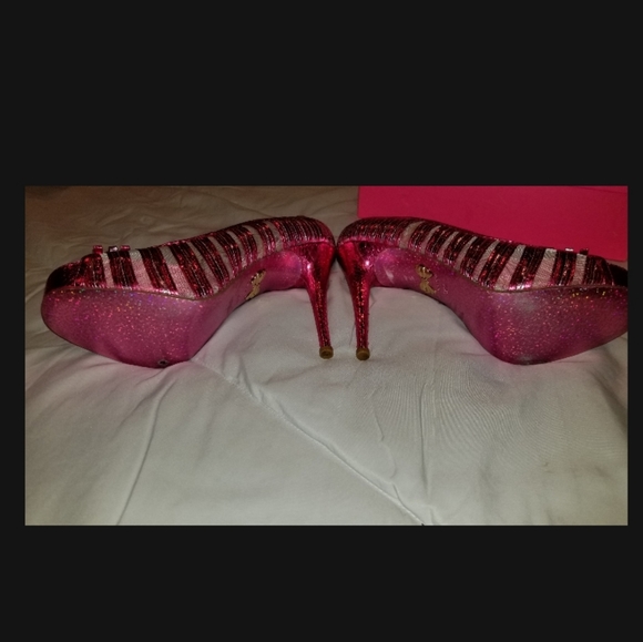 Betsey Johnson Deandra Peeptoe Pumps - Picture 8 of 8